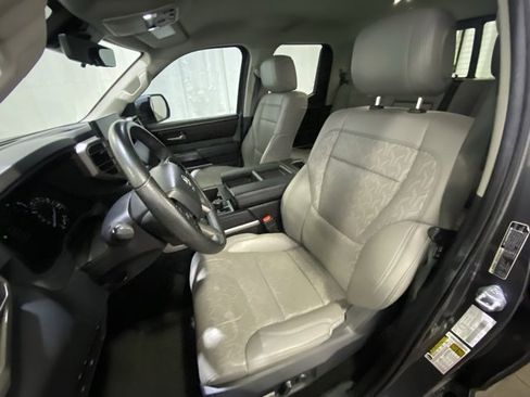 Used 2022 Toyota Tundra SR5 image 9
