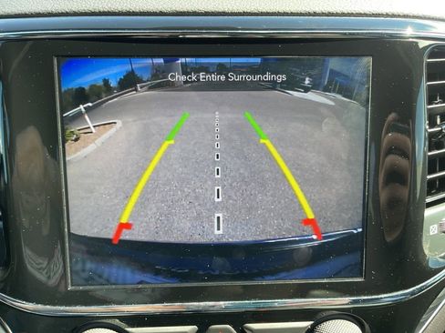 Used 2020 Jeep Grand Cherokee Limited image 21