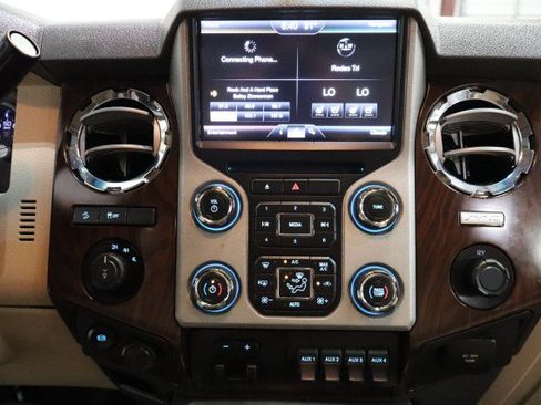 Used 2015 Ford F350 Lariat w/ Lariat Ultimate Package AWD/4WD image 60