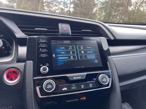 Used 2020 Honda Civic Sport image 16