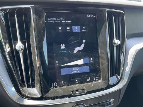 Used 2020 Volvo V60 T5 Cross Country w/ Protection Package Premier AWD/4WD image 24