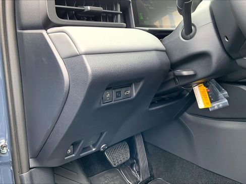 New 2026 Toyota RAV4 XSE AWD/4WD image 20