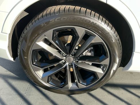 New 2026 Audi Q7 3.0T Premium Plus image 24