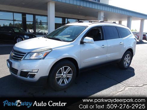 Used 2016 Chevrolet Traverse LT AWD/4WD image 1