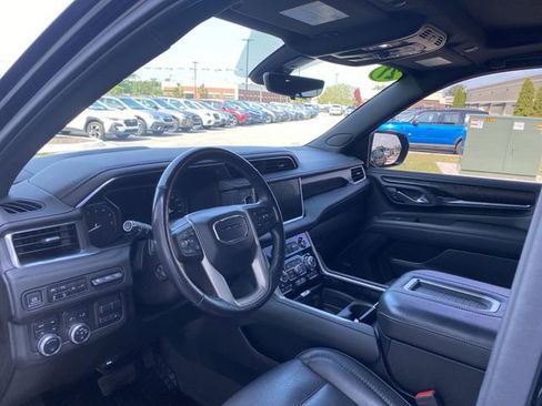Used 2021 GMC Yukon XL Denali w/ Denali Ultimate Package AWD/4WD image 21