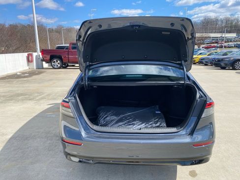 Certified 2024 Honda Accord EX-L image 18