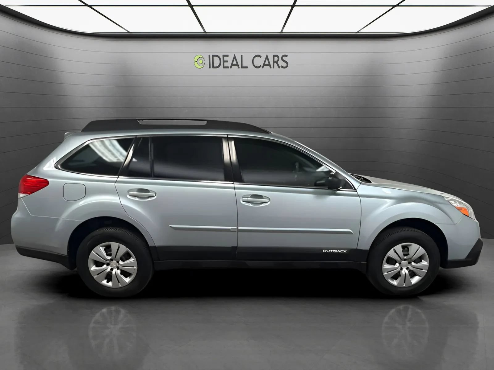 Used 2013 Subaru Outback 2.5i AWD/4WD image 4