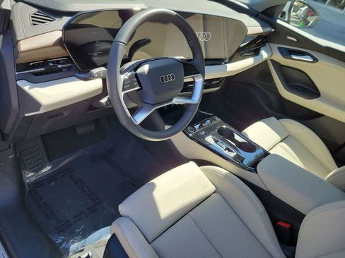 New 2025 Audi Q6 e-tron Premium Plus image 2