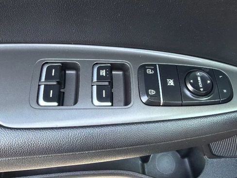 Used 2020 Kia Optima LX FWD image 33