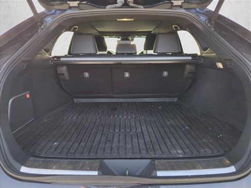 Used 2024 Toyota Venza Limited AWD/4WD image 6