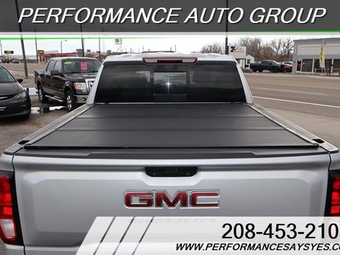 Used 2020 GMC Sierra 1500 Elevation image 9