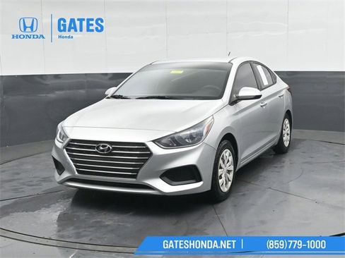 Used 2019 Hyundai Accent SE image 6