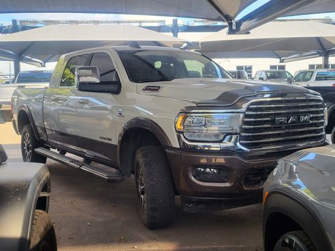 Used 2023 RAM 2500 Limited AWD/4WD image 5