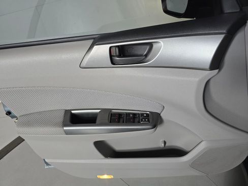 Used 2013 Subaru Forester 2.5X image 34