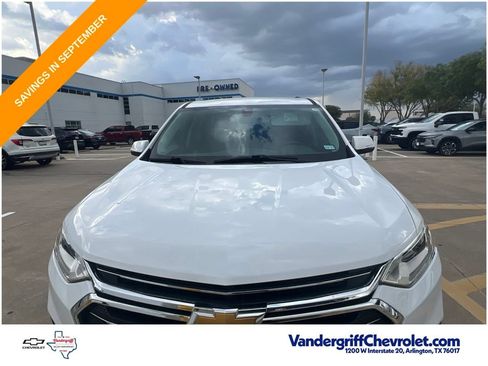 Used 2019 Chevrolet Traverse LT AWD/4WD image 4