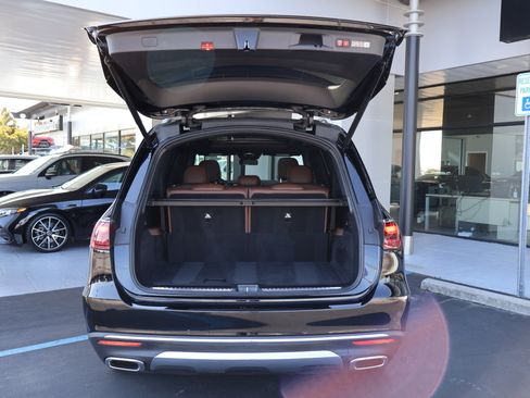 Certified 2025 Mercedes-Benz GLS 450 4MATIC image 23