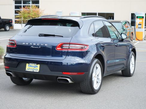 Used 2017 Porsche Macan AWD/4WD image 4