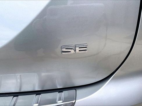 Used 2023 Mitsubishi Outlander SE AWD/4WD image 8