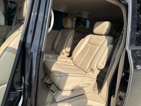 Used 2011 Nissan Quest SL image 9