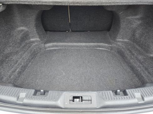 Used 2015 Ford Taurus SEL w/ Equipment Group 201A image 36