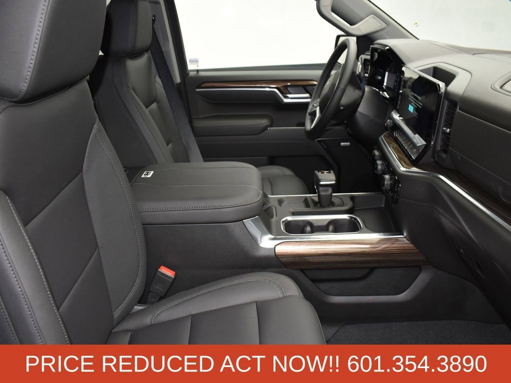 Used 2026 Chevrolet Silverado 1500 RST w/ All Star Edition Plus AWD/4WD image 24