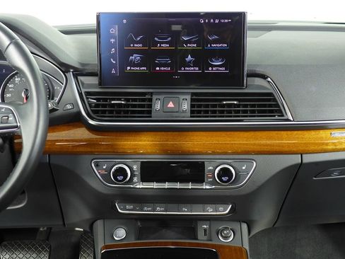 Used 2023 Audi Q5 2.0T Premium w/ Convenience Package image 26