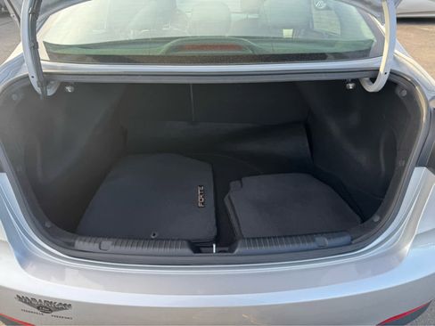 Used 2015 Kia Forte LX image 12