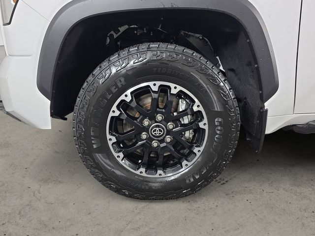 Used 2025 Toyota Tundra SR5 w/ TRD Off-Road Package AWD/4WD image 9
