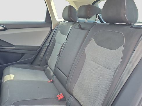 Used 2024 Volkswagen Taos S w/ MDO Package FWD image 12