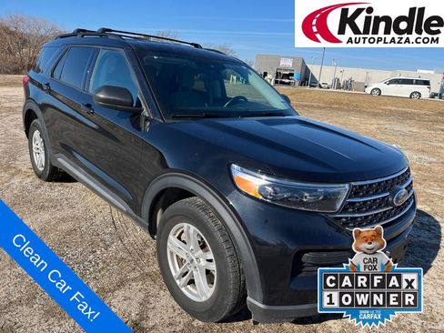 Used 2023 Ford Explorer XLT image 1