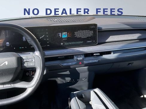 Used 2024 Kia EV9 Wind image 9