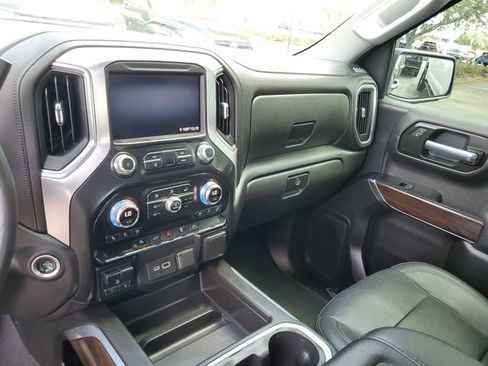 Used 2021 GMC Sierra 1500 SLT w/ SLT Premium Package image 29