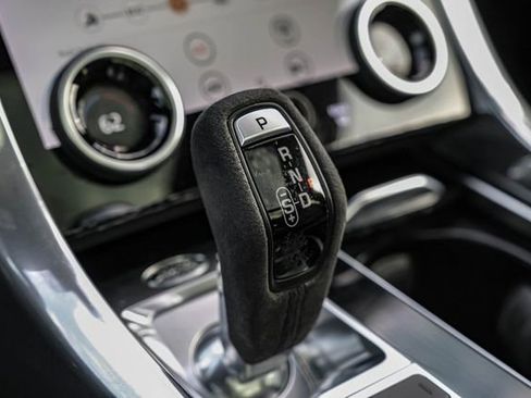 Used 2020 Land Rover Range Rover Sport HST image 37