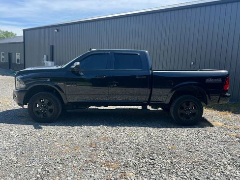 Used 2018 RAM 2500 Big Horn w/ Sport Appearance Group AWD/4WD image 8