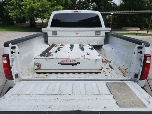 Used 2015 Ford F250 XL RWD image 8