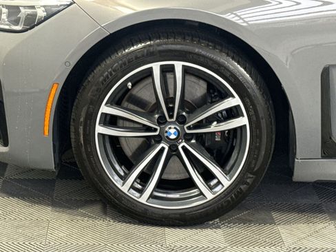 Used 2022 BMW 750i xDrive w/ Executive Package AWD/4WD image 12