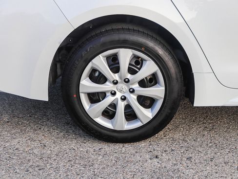 Used 2024 Toyota Corolla LE image 11