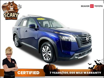 Used 2023 Nissan Pathfinder SL w/ Lighting Package (N92)