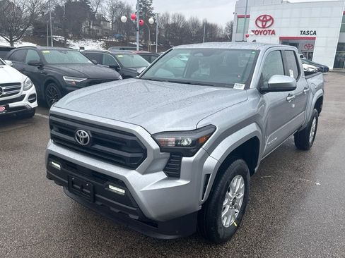 New 2026 Toyota Tacoma SR5 AWD/4WD image 3