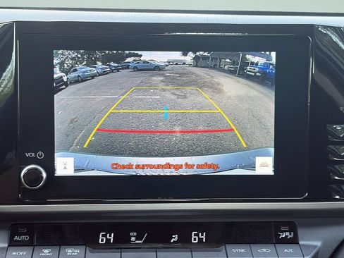 Used 2025 Toyota Camry LE FWD image 19