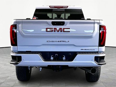 New 2026 GMC Sierra 2500 Denali w/ Denali Reserve Package image 5