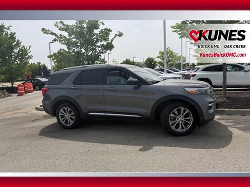 Used 2024 Ford Explorer Limited AWD/4WD image 3