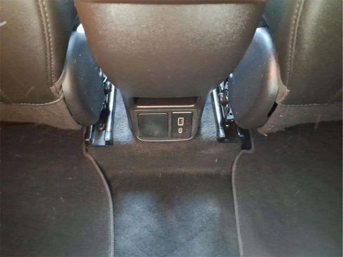 Used 2025 Buick Encore GX Sport Touring image 13