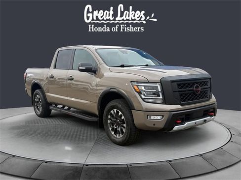 Used 2023 Nissan Titan PRO-4X w/ Pro-4x Convenience Package image 7