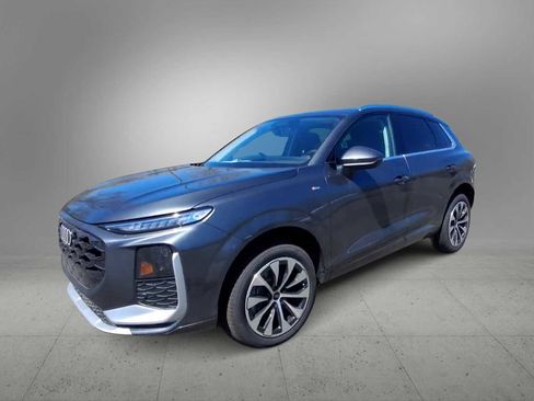 New 2026 Audi Q3 quattro 2.0T image 4