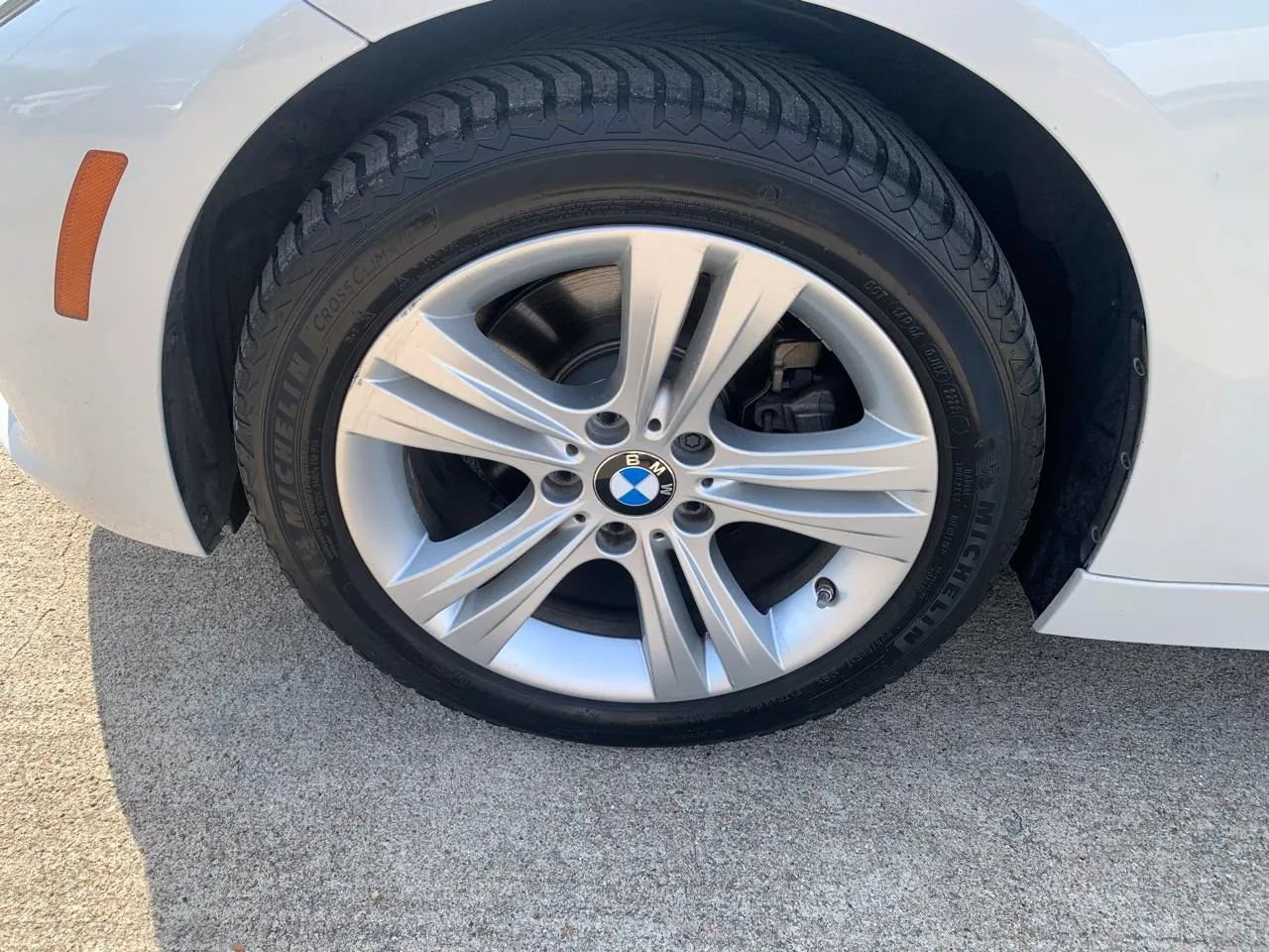 Used 2017 BMW 330i Sedan RWD image 21