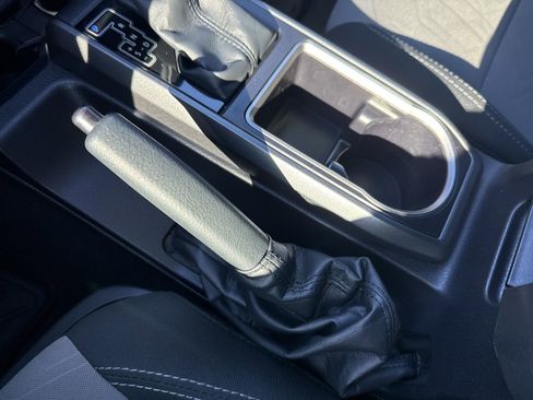 Used 2022 Toyota Tacoma TRD Sport image 24