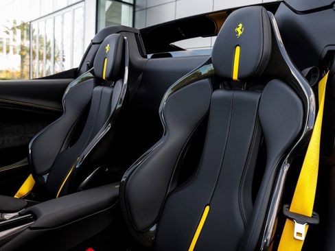 Used 2024 Ferrari 296 GTS image 30