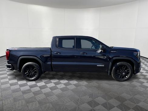 Used 2022 GMC Sierra 1500 Elevation w/ X31 Off-Road Package AWD/4WD image 7