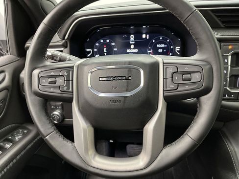 Certified 2023 GMC Yukon XL Denali AWD/4WD image 18